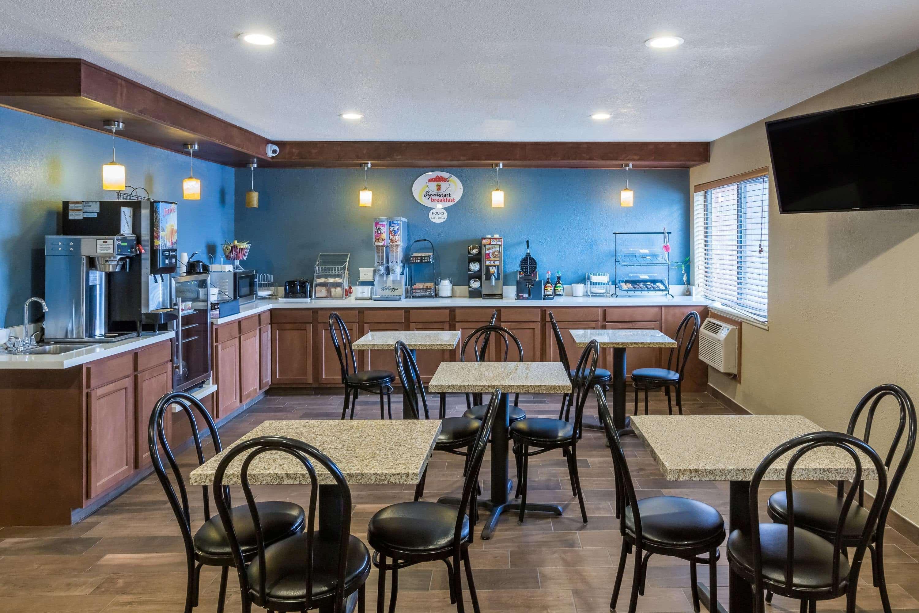 Motel Super 8 By Wyndham Urbandale/Des Moines Area Extérieur photo